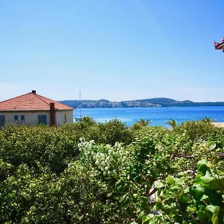 Apartment Burano Trogir