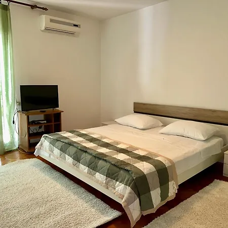 Burano Apartment *