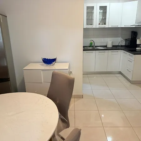 Burano Apartman *
